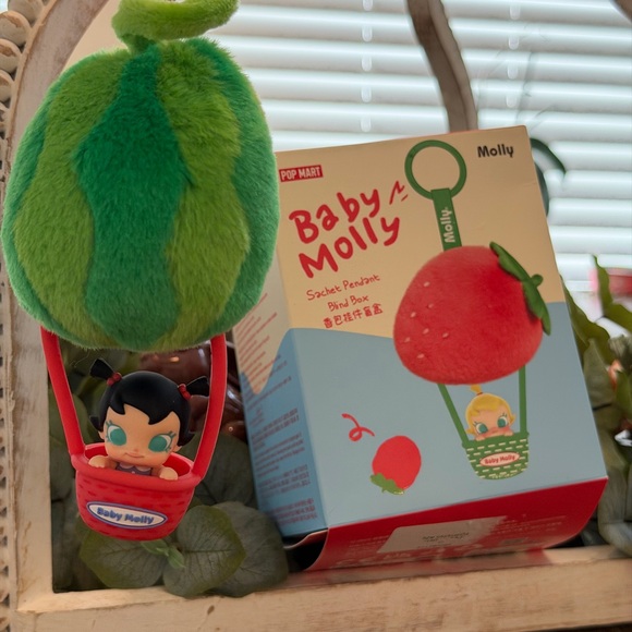 POP MART Accessories - Pop Mart Baby Molly Fruity Series - Sachet Pendant, Watermelon